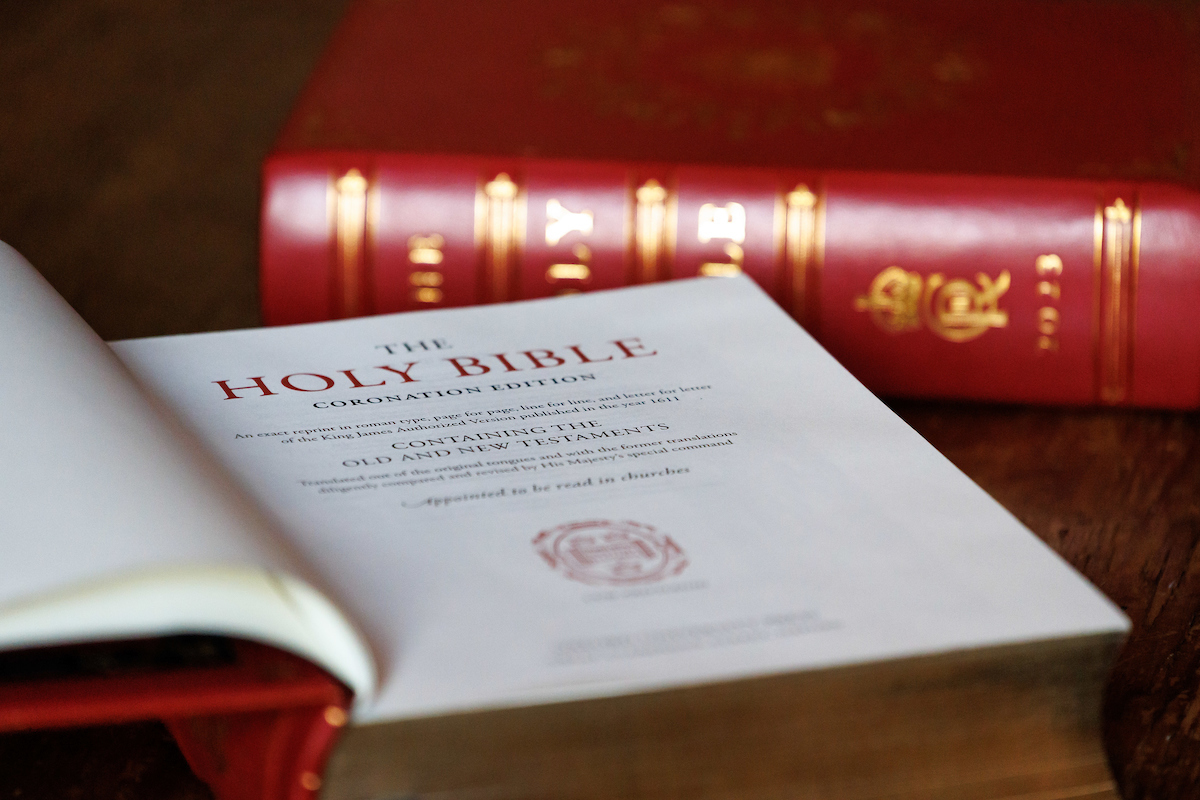 加冕禮上使用的聖經。（圖／翻攝自FB@Archbishop of Canterbury）